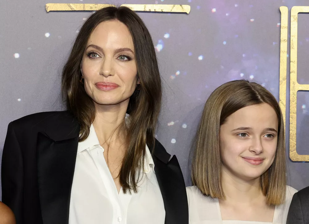 Angelina Jolie – Helen's Life & Style
